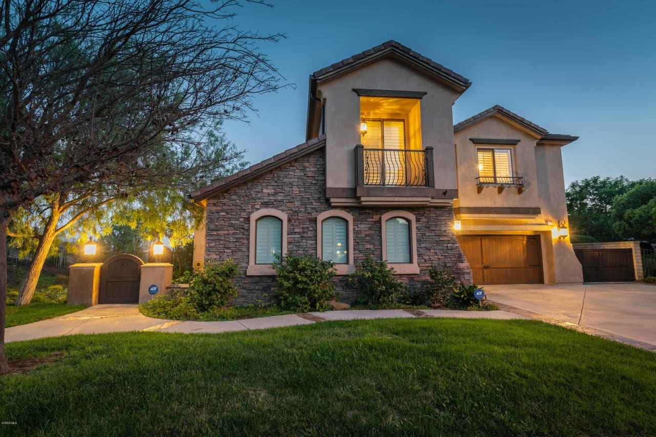 3898 Campus Dr, Thousand Oaks, CA 91360